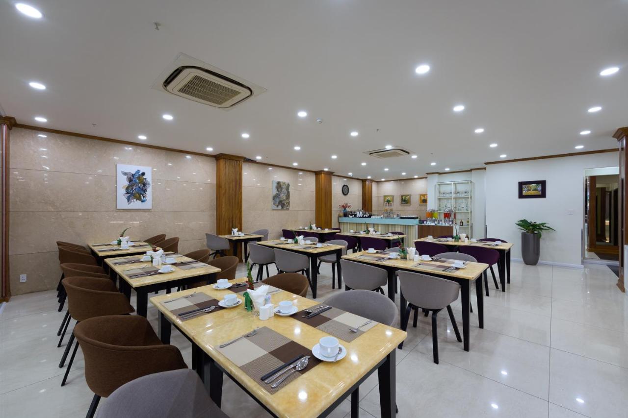 Daystar Ben Thanh Hotel 3*